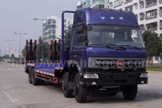 解放前四后八平板運(yùn)輸車(chē)